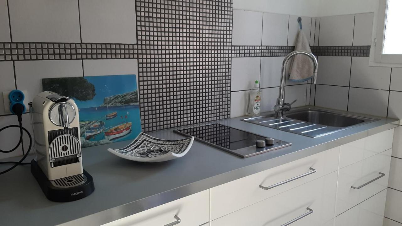 Les Bains De Mer - Station Balneaire Les Sablettes Lägenhet La Seyne-sur-Mer Exteriör bild